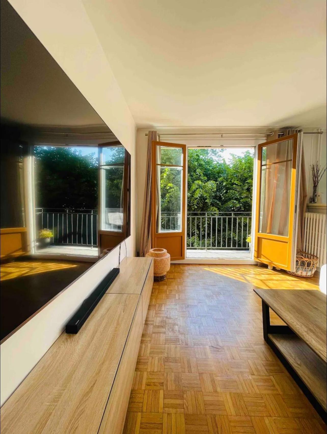 Modern 2 Bedroom Apartment Near Paris Metro, Giant Flat Screen Tv 85 Inches, Balcony, Free Parking Ивры-Сур-Сеине Экстерьер фото